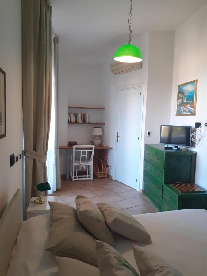 Velalatina Residence B&B Soverato - Camera Maestrale & Camera Tramontana โซเวราโต มาริน่า ภายนอก รูปภาพ