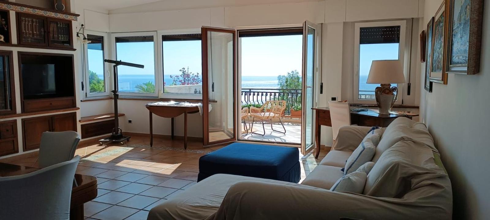 Velalatina Residence B&B Soverato - Camera Maestrale & Camera Tramontana โซเวราโต มาริน่า ภายนอก รูปภาพ